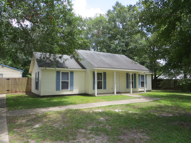 2032 Barbara Dr, Slidell, LA 70458 photo 1