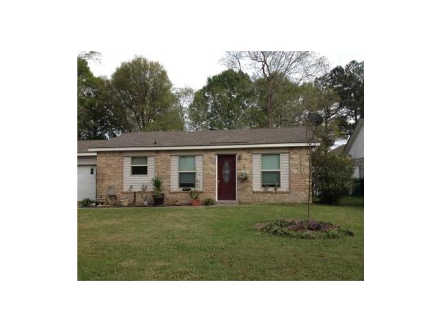 2002 Heather Ln, Slidell, LA 70461 photo 1