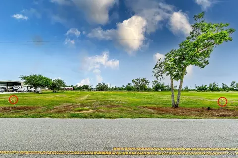 1723 A Dr Beatrous Rd, Theriot, LA 70397