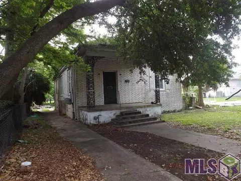 2020 Pleasure St, New Orleans, LA 70122