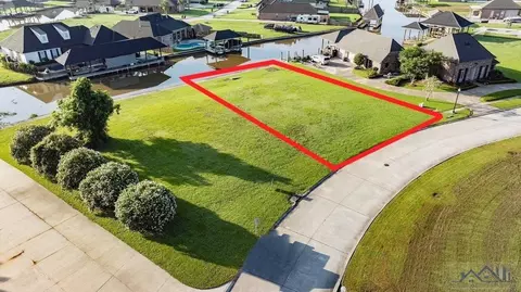 377 Keeley Ann Dr, Houma, LA 70360