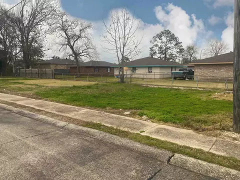 429 Authement St, Houma, LA 70363