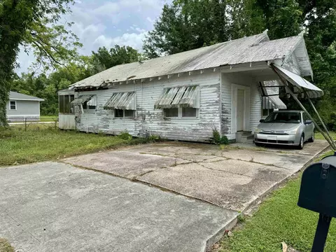 254 Carlos St, Houma, LA 70364