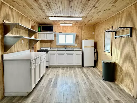 Kitchen - 1058 Four Point Rd, Dulac, LA 70353 photo 3 of 4