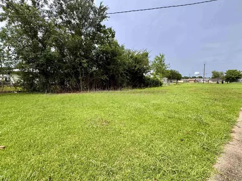 717 Aucoin St, Morgan City, LA 70380
