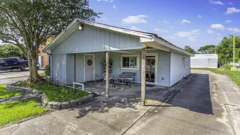 1118 Grand Caillou Rd, Houma, LA 70363