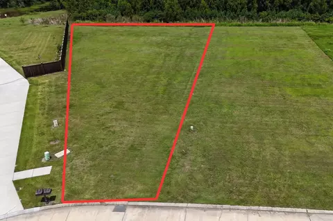 353 Independence Dr, Houma, LA 70360