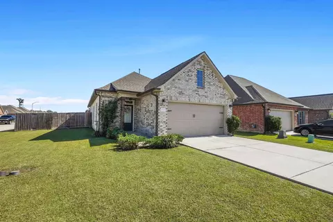 4777 Celine Dr, Houma, LA 70364
