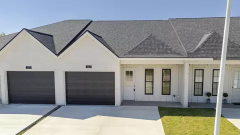 127 Emerson Dr, Houma, LA 70360