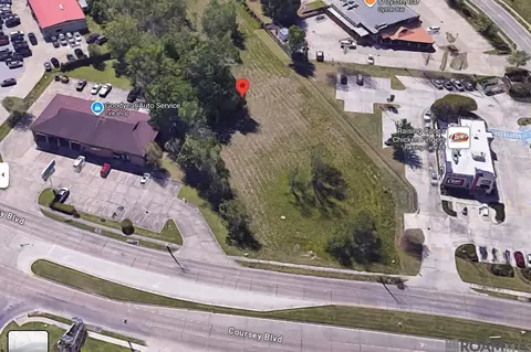 14322 Coursey Blvd, Baton Rouge, LA 70817