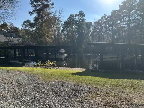 31581 River Pines Dr, Springfield, LA 70462 photo 1