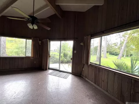 Living - 21750 Rosemound Ln, Springfield, LA 70462 photo 1 of 1