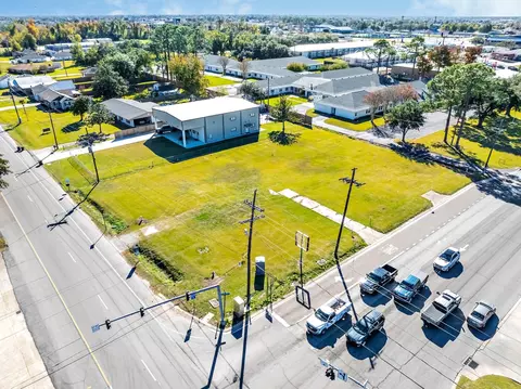 7012 Main St, Houma, LA 70360