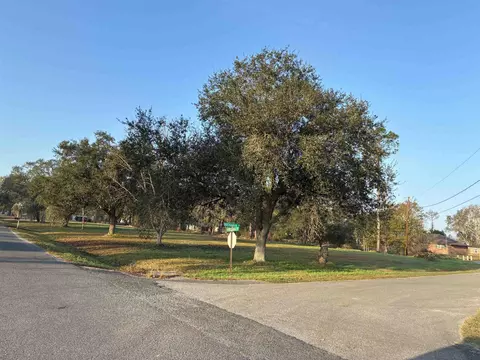 500 Supercharge Dr, Thibodaux, LA 70301