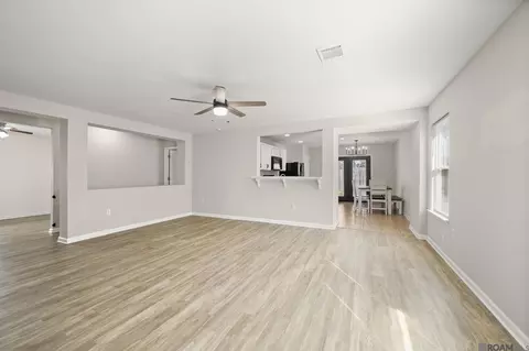 Living - 13551 Rose Dr, Walker, LA 70785 photo 1 of 3