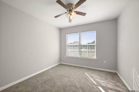 Bedroom - 13551 Rose Dr, Walker, LA 70785 photo 4 of 5