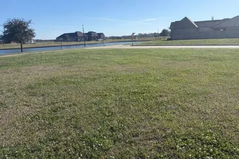 108 Rue Etienne, Thibodaux, LA 70301
