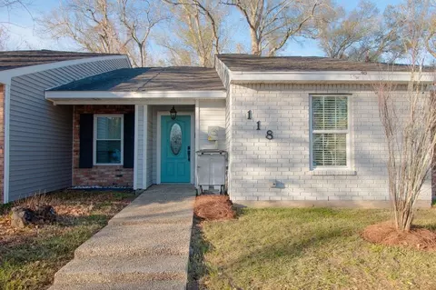 118 Wolfe St, Thibodaux, LA 70301