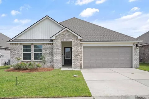 15820 Loussier Dr, Zachary, LA 70791