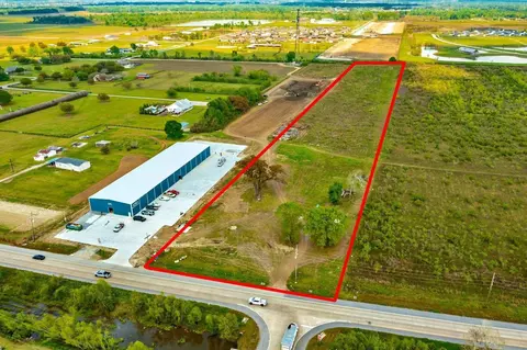 2097 W Park Ave, Schriever, LA 70395