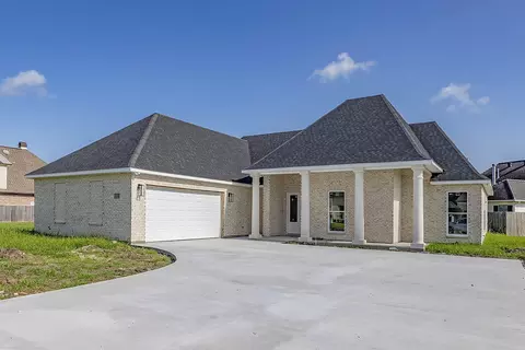 116 Clearwater Ln, Houma, LA 70360