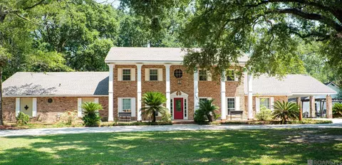 465 Donald Dr, Denham Springs, LA 70726