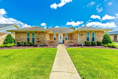 103 Raywood Dr, Houma, LA 70360