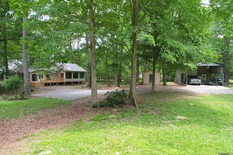 3836 Lillian Ln, Ethel, LA 70730