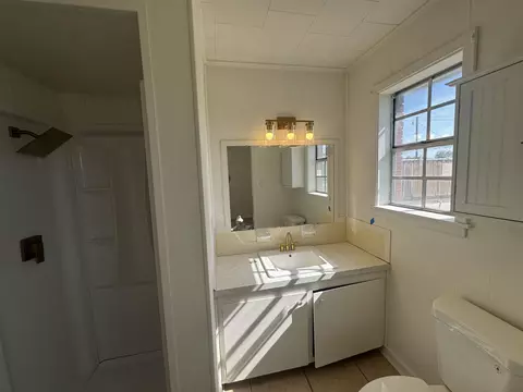 Bath - 126 E 100th St, Cut Off, LA 70345 photo 1 of 2