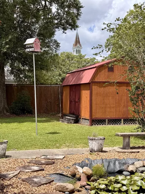 Exterior - 1005 Main St, Patterson, LA 70392 photo 13 of 15