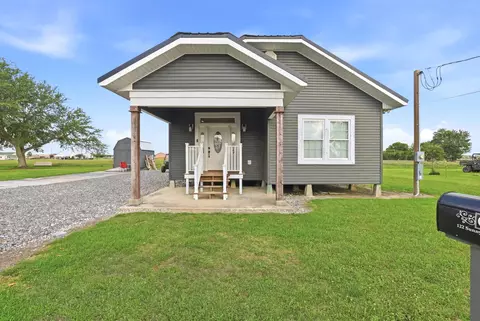 122 Sunny Acres Dr, Lockport, LA 70374