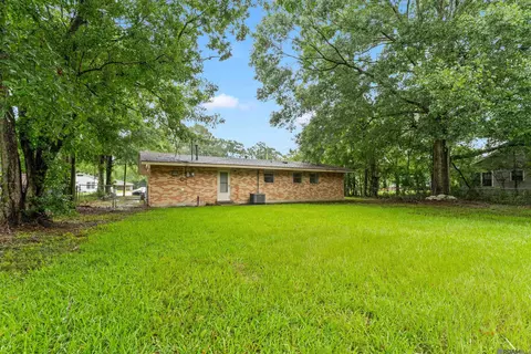 Exterior - 2421 Mchugh Rd, Baker, LA 70714 photo 3 of 3
