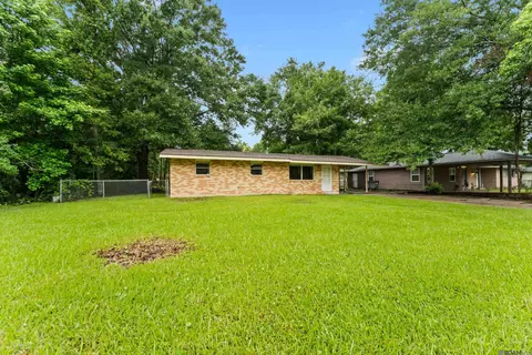 Exterior - 2421 Mchugh Rd, Baker, LA 70714 photo 1 of 3