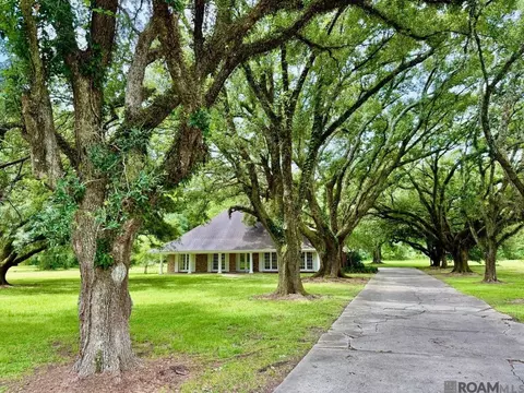 19170 Jefferson Hwy, St. George, LA 70817