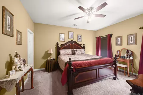 Bedroom - 13567 Arnold Rd, Walker, LA 70785 photo 1 of 3