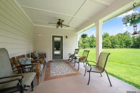 Exterior - 13567 Arnold Rd, Walker, LA 70785 photo 3 of 5