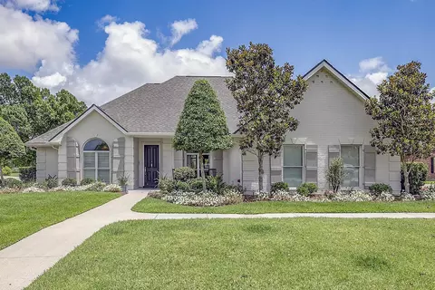 151 Vi Dr, Houma, LA 70360