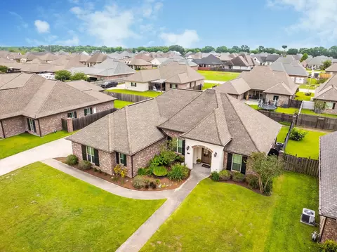 View/Area - 172 Union Dr, Thibodaux, LA 70301 photo 1 of 2