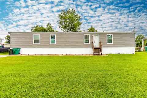 108 Eauclair Dr, Thibodaux, LA 70301