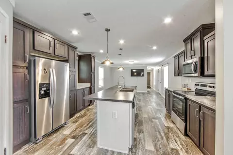 108 Eauclair Dr, Thibodaux, LA 70301 photo 2