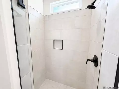 Bath - 15952 J Baughman Aly, Walker, LA 70785 photo 5 of 7