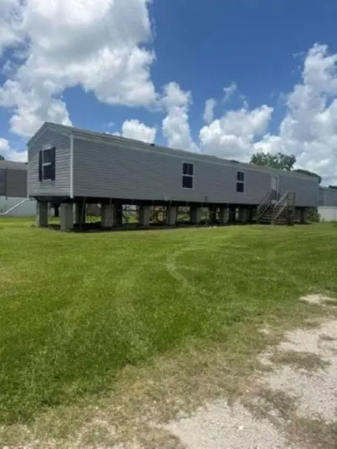 147 Coteau Juanita St, Houma, LA 70364