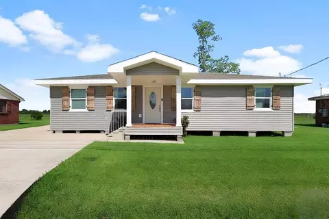 149 Bayou Vista Dr, Thibodaux, LA 70301