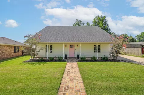 107 Brinwood Dr, Houma, LA 70360