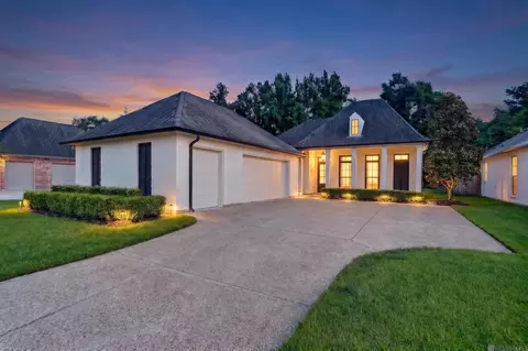 37349 Whispering Hollow Ave, Prairieville, LA 70769