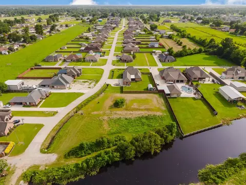 323 Buccaneer Rd, Gray, LA 70359 photo 6