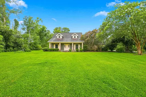 106 Plater Ct, Thibodaux, LA 70301