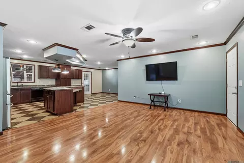 17223 Oak Trace Rd, Prairieville, LA 70769