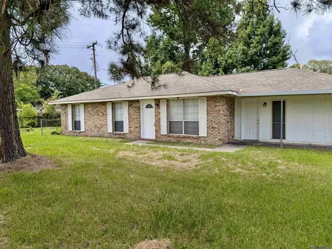832 Sherron Ave, Baker, LA 70714