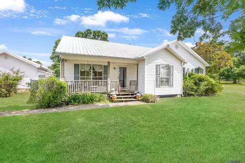 1125 Saurez Dr, Saint Gabriel, LA 70776